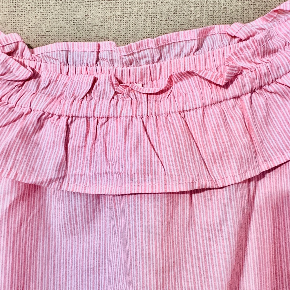 Heart Hips Pink Off-Shoulder Ruffle Blouse - Picture 4 of 11